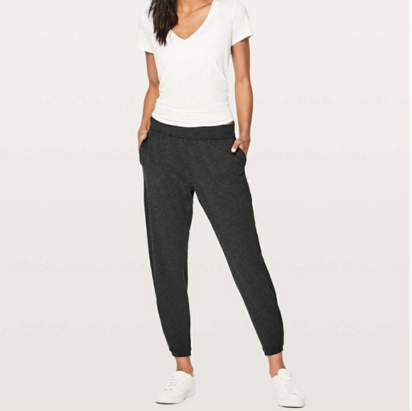lululemon athletica Pants - Lululemon Twisted and Tucked Pant